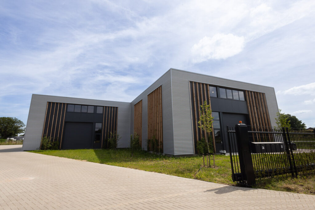 Bedrijfsverzamelgebouw A1 Deventer | Van Wijhe
